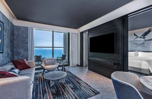 Son Tra Hotel | Radisson RED Danang