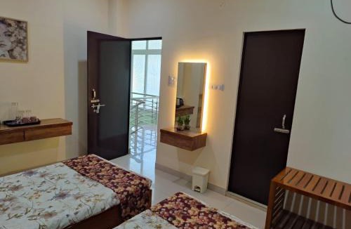 Khanapara House | Rajhans Homestay