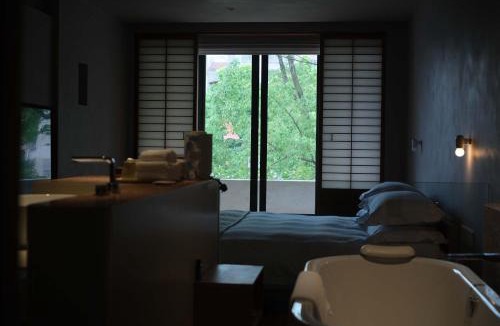 Lucheng District Hotel | Rakuhotel