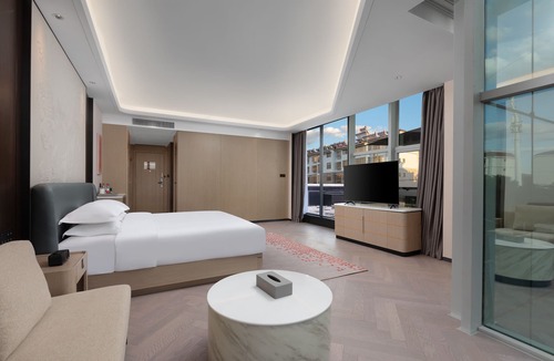 Kaiyuan Hotel | Ramada by Wyndham Honghe Kaiyuan