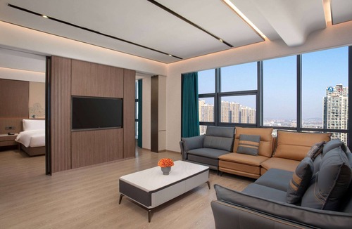 Huangshigang District Hotel | Ramada by Wyndham Huangshi Huangshigang