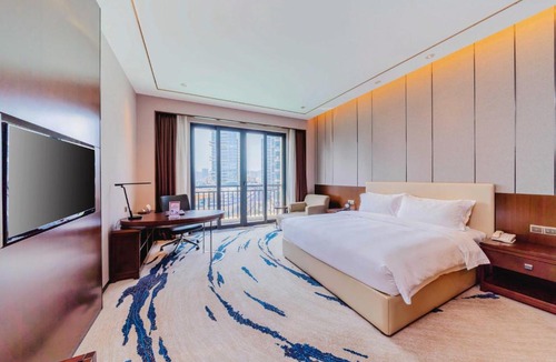 Huiyang Hotel | Ramada By Wyndham Huizhou South