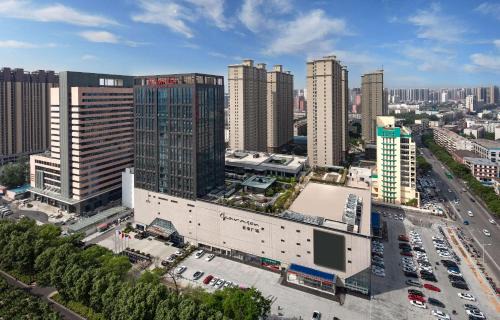 Xi Gong Hotel | Ramada by Wyndham Luoyang Downtown