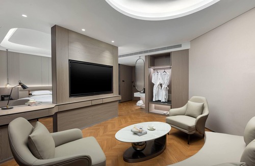 Miquan Hotel | Ramada by Wyndham Urumqi Midong