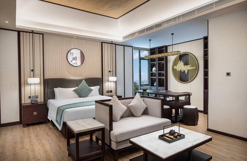 Xian'an District Hotel | Ramada by Wyndham Xianning Xishan Mountain