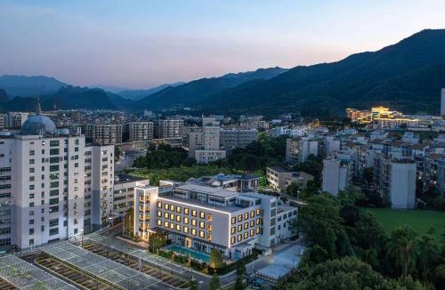 Liannan County Hotel | Ramada Encore by Wyndham Qingyuan Liannan