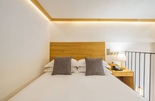 Pudong Hotel | Ramada Encore by Wyndham Shanghai Pudong Airport