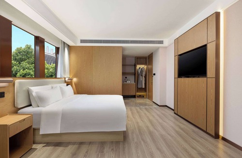 Jiang'an District Hotel | Ramada Encore By Wyndham Wuhan Station