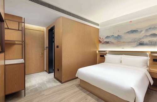 Jiang'an District Hotel | Ramada Encore By Wyndham Wuhan Station