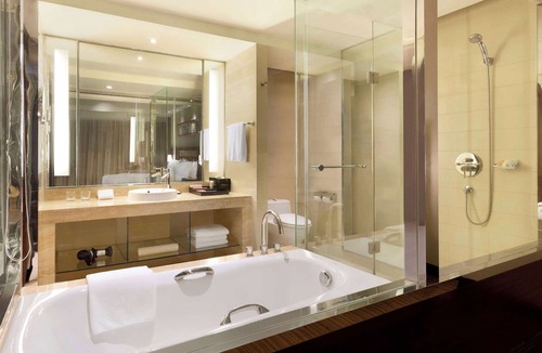 Lianyun District Hotel | Ramada Plaza Lianyungang