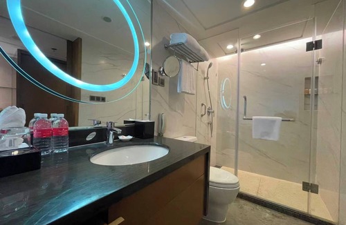 Jinqiao Hotel | Ramada Plaza Pudong