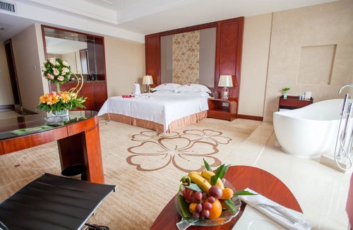 Zhenjiang District Hotel | Ramada Plaza Shaoguan City Centre