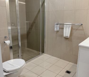Broken Hill Hotel | Red Earth Motel