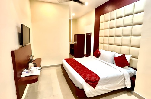 Ghaziabad Hotel | Red K Velvet