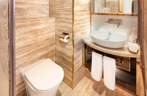 Islands District Hotel | Regala Skycity Hotel by Regal Hotels