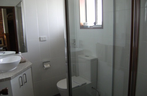 Cobram Hotel | Regency Court Motel