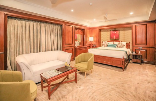 Hazratganj Hotel | Regenta Central Lucknow by Royal Orchid Hotels Limited