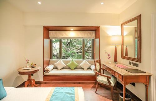Hazratganj Hotel | Regenta Central Lucknow by Royal Orchid Hotels Limited
