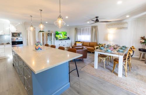 Regentville House | Regentville Waterfront Luxury Residence