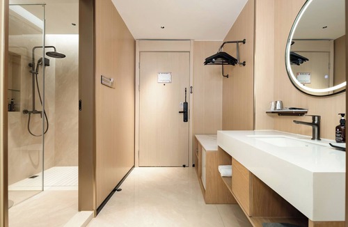 Bao'an Hotel | Relax Hotel Shenzhen Bao'an Airport