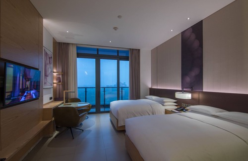 Long Hua Hotel | Renaissance Haikou Hotel