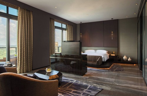 Long Hua Hotel | Renaissance Haikou Hotel