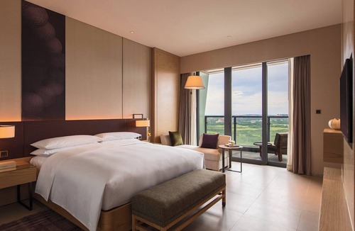 Long Hua Hotel | Renaissance Haikou Hotel