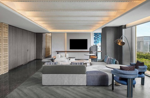 Korla Hotel | Renaissance Korla Hotel