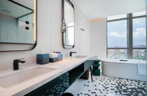 Chengyang Hotel | Renaissance Qingdao Hotel