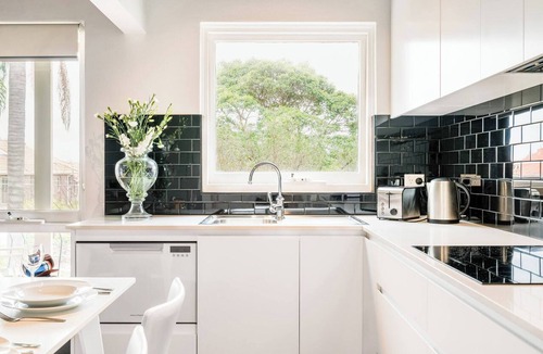 Drummoyne Apartment | Renovated Retro Apartment Near Harbour Front Walks
