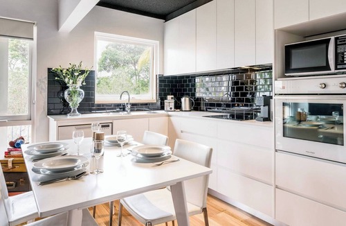 Drummoyne Apartment | Renovated Retro Apartment Near Harbour Front Walks