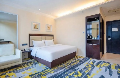 Zhuhai Gongbei Hotel | Rezen Regency Hotel