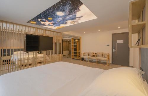 Wulingyuan Hotel | Rivulet Mountain Hotel - Zhangjiajie Forest Park Scenic Area