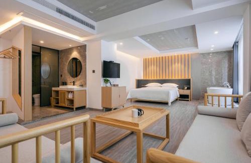 Wulingyuan Hotel | Rivulet Mountain Hotel - Zhangjiajie Forest Park Scenic Area