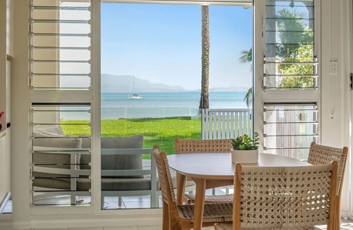 Picnic Bay Villa | Rock Salt Villa 1