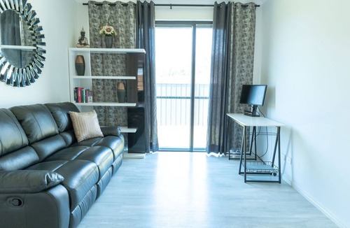 Buderim House | Romantic Suite - Private Entrance, Bathtub, TV
