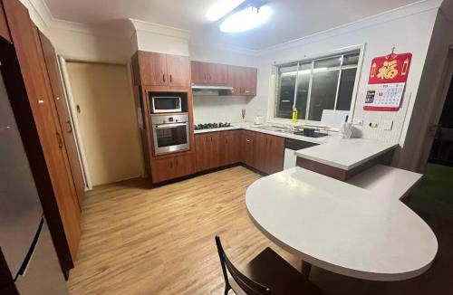 Epping House | Room 84