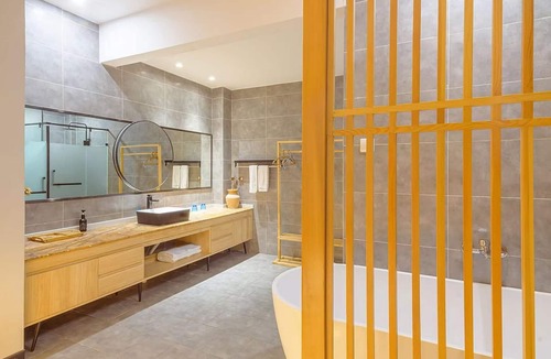 Emeishan House | Room-heinemann Hotel Terrace Double Room