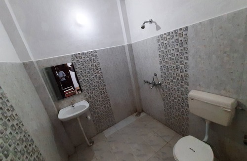 Mohangarh House | Room-janardan Homestay Lucknow