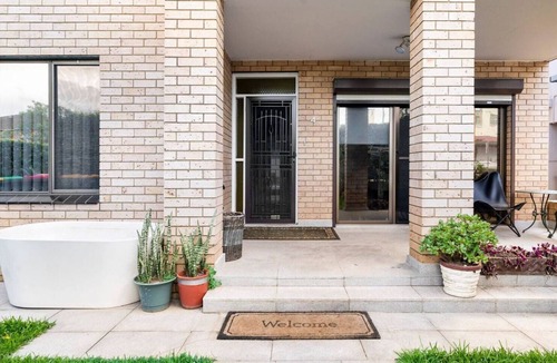Rosebery House | Rosebery Master Room Close to City and Airport