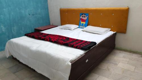Agra House | Roshan Taj Homestay & Guest House Hostel