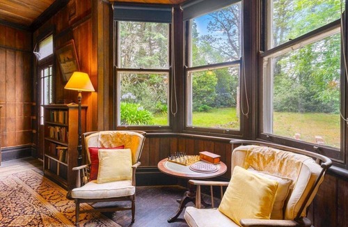 Blackheath House | Rostherne House | Old-Worldly Estate, 8 Bedroom, 2 Bathroom, Fireplaces, Bath, Ping-Pong, Pets, Accessible