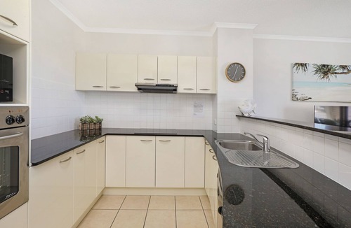 Maroochydore Hotel | Rovera Apartments