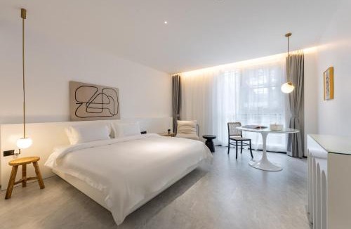 Jiyang Hotel | Roy Hotel-Yalong Bay Bohou Village