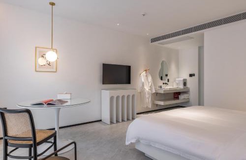 Jiyang Hotel | Roy Hotel-Yalong Bay Bohou Village
