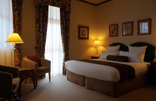 Broken Hill Hotel | Royal Exchange Hotel