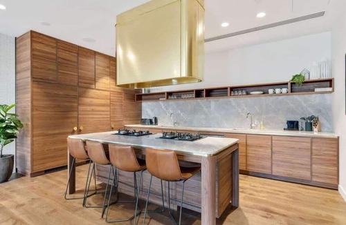Caulfield North Apartment | Royal Executive Living - Garden Executive Home