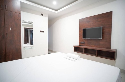Sualkuchi Hotel | Royal Majestic Lodge