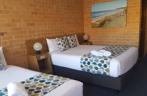 Coffs Harbour Hotel | Royal Palms Motor Inn
