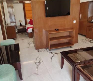 Indirapuram Hotel | Royal Park - Hotels & Resorts